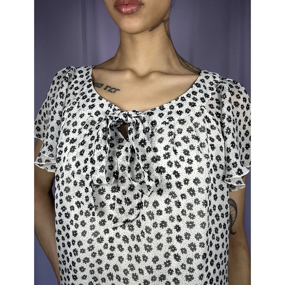 Sara Michelle White & Black Floral Flutter Sleeve Blouse Size L Boho Babydoll